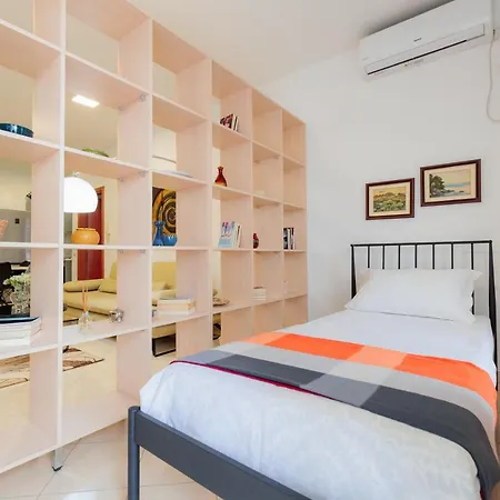 Center 12 Apartment