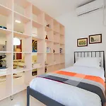 Center 12 Apartment
