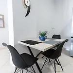 Center 12 Apartment
