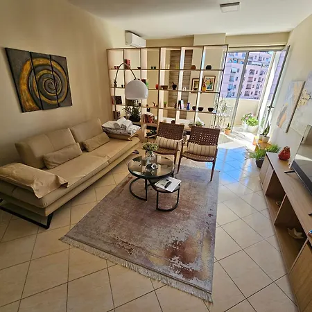 Center 12 Apartment