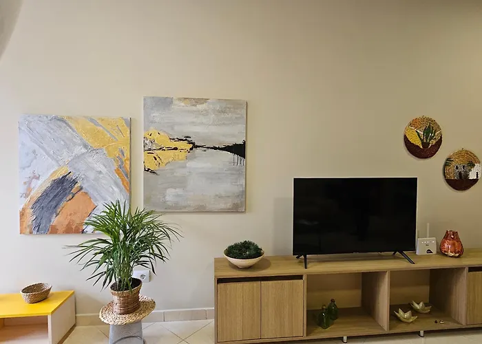 Apartman Center 12 *